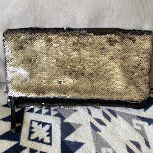 Stella & Dot Margeaux Clutch